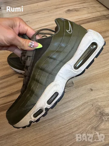 Оригинални маратонки Nike Air Max 95 OG ! 41 н, снимка 4 - Маратонки - 48920537