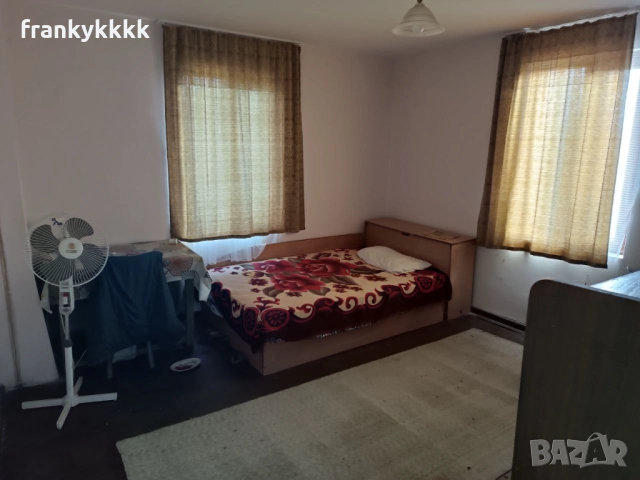 Къща в предбалкана , снимка 2 - Къщи - 52959251