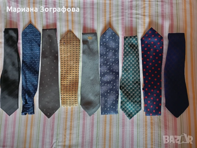 Вратовръзки, Дънки и дънкови ризи, Панталон, Ръчно плетени зимни шапки, Кожени ръкавици