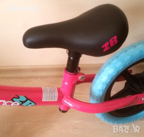 Балансиращ велосипед BALANCE 2B - розов / сини гуми - НОВ, снимка 6 - Детски велосипеди, триколки и коли - 46387366