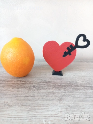 Сувенир "Ключ+сърце", снимка 2 - Статуетки - 53338709