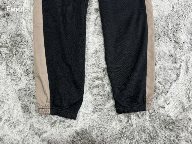 Дамско долнище Nike Heritage Easy Fleece Pants, Размер S, снимка 5 - Спортни екипи - 47208635