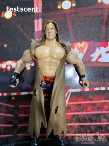 Екшън фигура WWE Unmasked Kane WWF 2003 Ruthless Aggression играчка Big Red Machine + coat, снимка 4 - Фигурки - 49511437