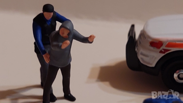 Комплект Арест в мащаб 1-64 , снимка 5 - Колекции - 52770221