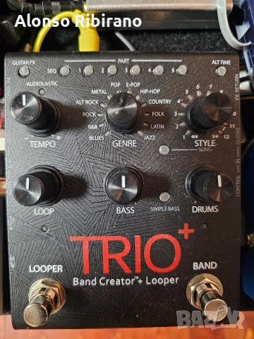 Digitech Trio Plus - лупър и дръм машина за китаристи