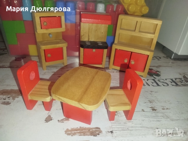 Дървена къща за кукли с мебели, снимка 5 - Кукли - 52182424