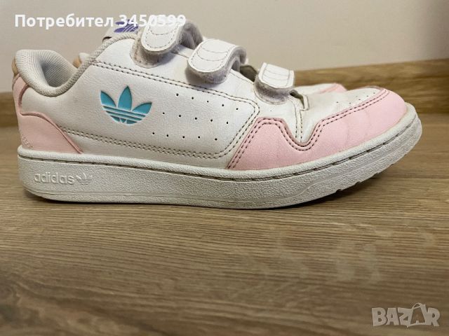 Детски маратонки Adidas за момиче, снимка 1 - Детски маратонки - 46486462