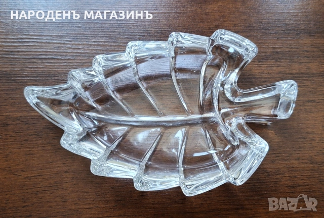 RCR - ITALY - НОВА кристална бижутерка купичка за бижута във формата на листо, снимка 5 - Други ценни предмети - 53916020