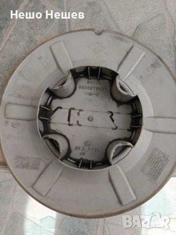 Капаци за джанти на Дачия, снимка 3 - Гуми и джанти - 52280095