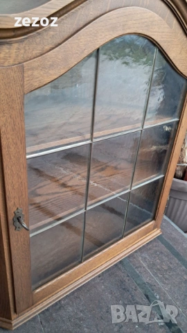 Ъглова стенна витрина масив, снимка 3 - Секции и витрини - 54262530
