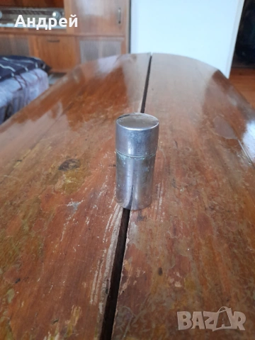 Стара кутия за бръснарски сапун