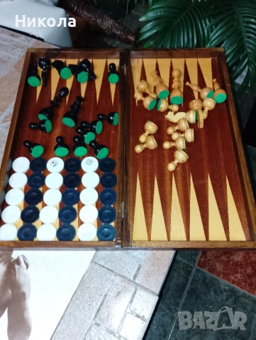 Шах табла48/48 с дърв. фигури пулове,куфар за пикник , снимка 2 - Шах и табла - 47672764