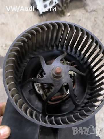 Моторче вентилатор парно за Голф 4 Ауди А3 Сеат Шкода Бора VW Golf 4 Audi A3 Seat Skoda 1J1819021B, снимка 2 - Части - 52436969