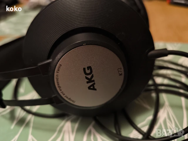 Слушалки студио AKG, снимка 4 - Слушалки и портативни колонки - 51159557