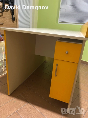 Комплект двуетажно детско легло и бюро., снимка 6 - Мебели за детската стая - 53374111