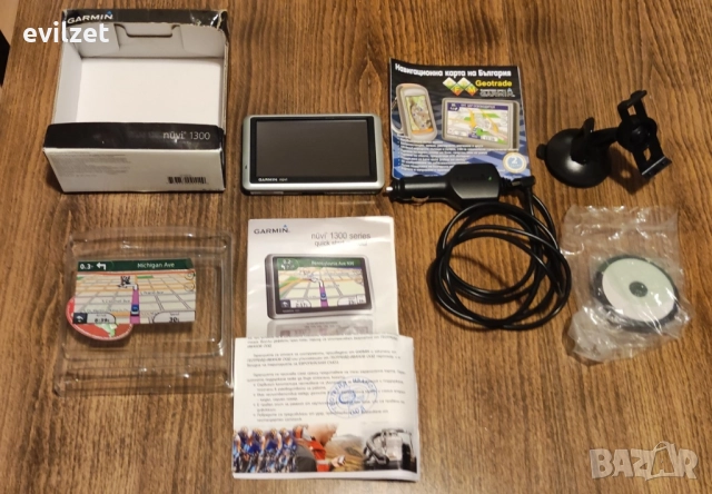 Навигация GARMIN NUVI 1300 комплект, снимка 3 - Аксесоари и консумативи - 52850401