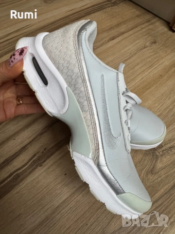 Оригинални кожени маратонки Nike W Air Max Jewell! 38 н, снимка 4 - Маратонки - 52306381