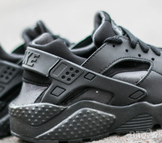 маратонки Nike Air Huarache Run (GS) номер 35 ,5- 36 ,5, снимка 6 - Детски маратонки - 54101694