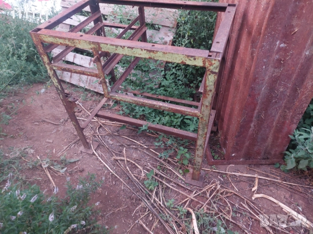 Метална рамка за работна маса , снимка 5 - Други машини и части - 51458343