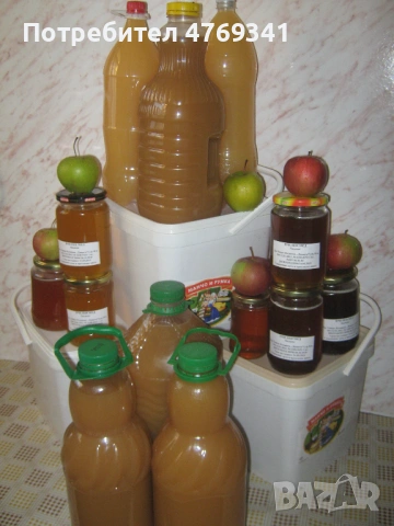 Продавам ябълков оцет приготвен с билков пчелен мед