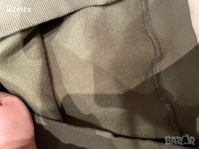 Ватиран сет Karl LAGERFELD , снимка 2 - Спортни екипи - 53567199