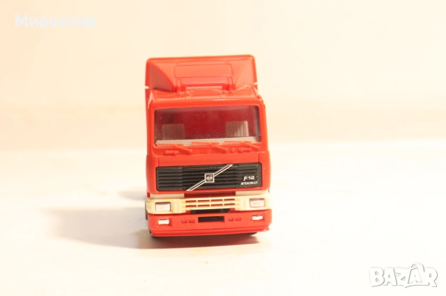 ALBEDO H0 1/87 VOLVO КАМИОН МОДЕЛ ИГРАЧКА ВЛЕКАЧ TIR, снимка 2 - Колекции - 53763959