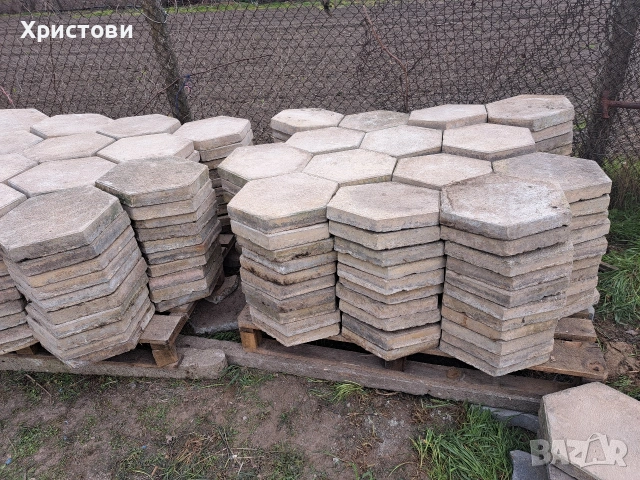 Продавам тротоарни плочки пчелна пита 