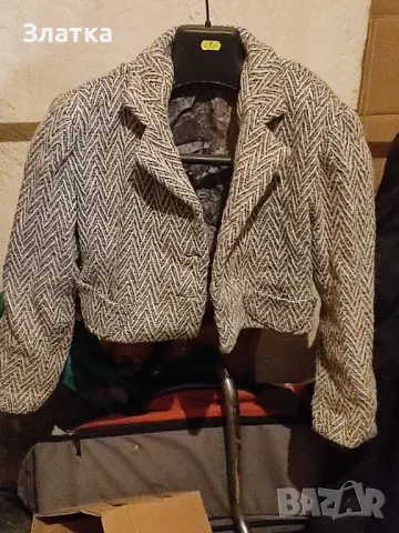 Дрехи на килограм Якета Палта Блузи Ризи Панталони Поли Рокли Тениски и фланелки... Обувки , снимка 17 - Поли - 50309620