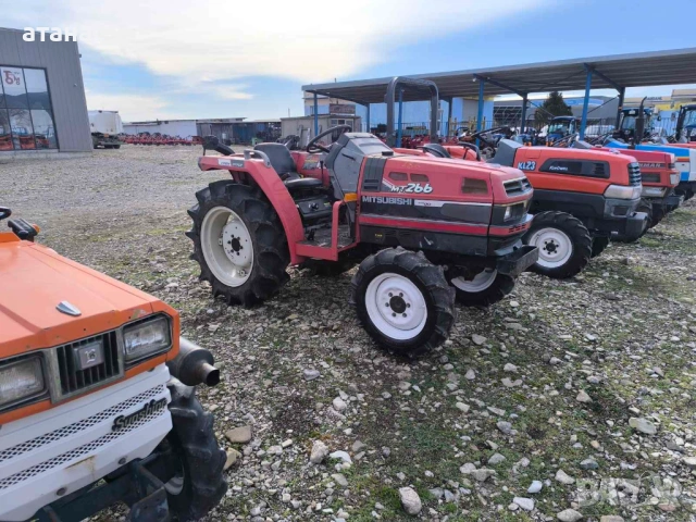 японски трактор, снимка 8 - Селскостопанска техника - 53097653