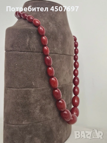 Колие от Червен Кехлибар., снимка 13 - Колиета, медальони, синджири - 53204442