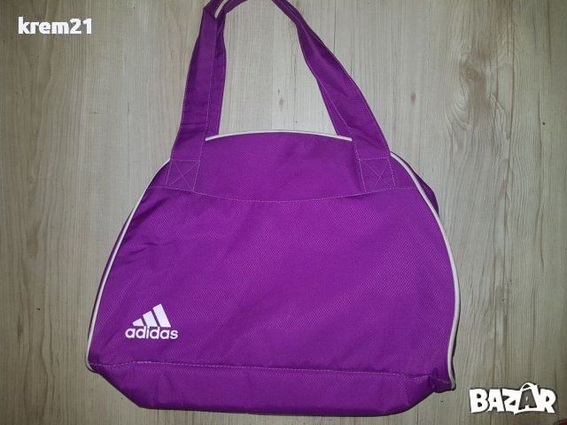 Adidas дамско спортно  сакче чанта , снимка 5 - Чанти - 45972986