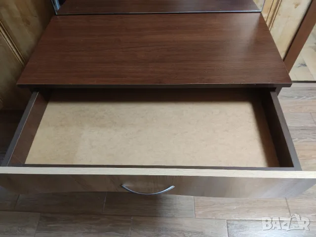 скрин с огледало , снимка 2 - Скринове - 50238071