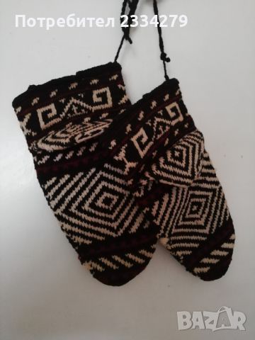 Към носия,,Каракачански чорапи"" и,,Родопски терлици"и. 100% автентичност. , снимка 8 - Антикварни и старинни предмети - 45374353