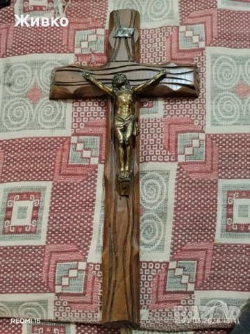 Дървен кръст с разпятие , снимка 5 - Антикварни и старинни предмети - 54156931