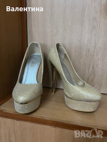 обувки, снимка 1 - Дамски обувки на ток - 45420304