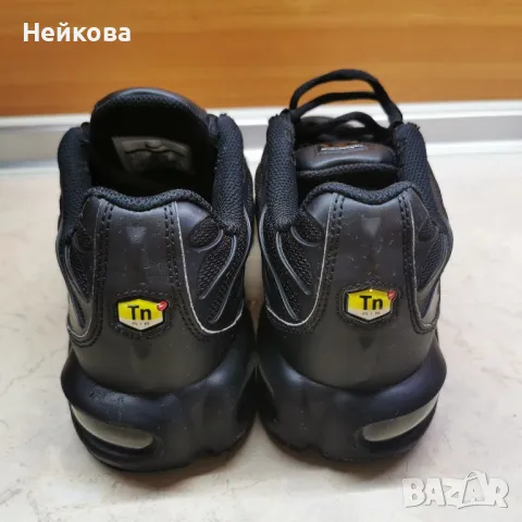 Nike Air Max Plus Triple Black Оригинални маратонки 39, снимка 8 - Маратонки - 46880343