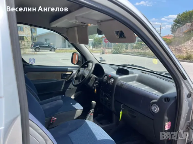 Citroen Berlingo 2.0HDi, снимка 8 - Автомобили и джипове - 47991549