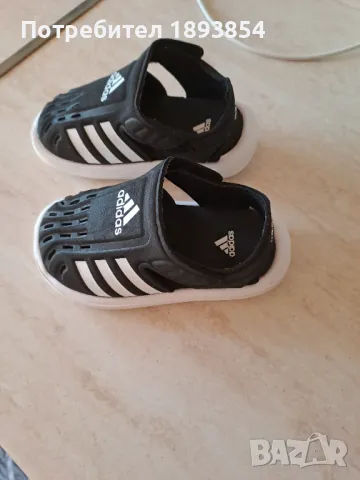 Сандали Adidas, снимка 3 - Детски сандали и чехли - 46980169