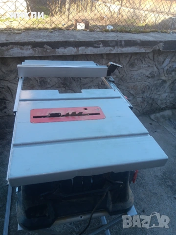 Настолен циркуляр бош , снимка 2 - Триони и циркуляри - 53787036