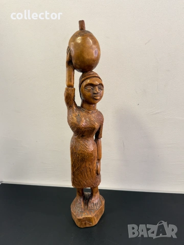 Ръчно резбована африканска дървена статуя. №8099