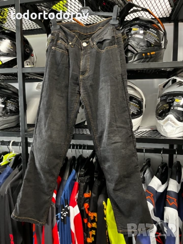 Дамски Мото дънки Course ,протектори и KEVLAR разм26/28 ,като нови 99 лв. / 50.62 €, снимка 2 - Аксесоари и консумативи - 53734762