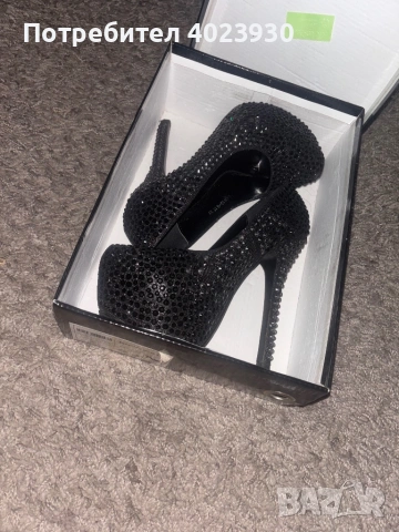 TendenZ черни токчета с камъни