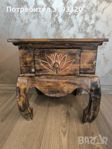 Нощни шкафчета -ръчно изрисувани 