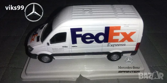 Mercedes Benz Sprinter FedEx - Мащаб 1:43, снимка 1 - Колекции - 47851789