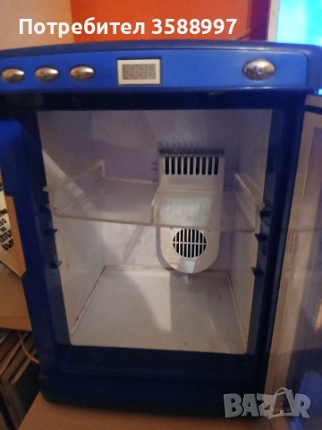 Мини бар, снимка 2 - Хладилници - 52527254