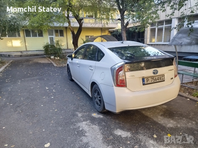 Toyota Prius, снимка 4 - Автомобили и джипове - 53044306