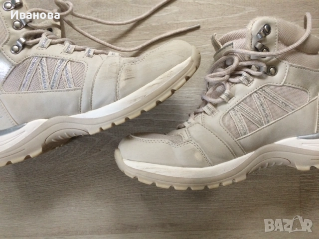 Бели зимни обувки Esprit № 38., снимка 6 - Дамски боти - 53634378