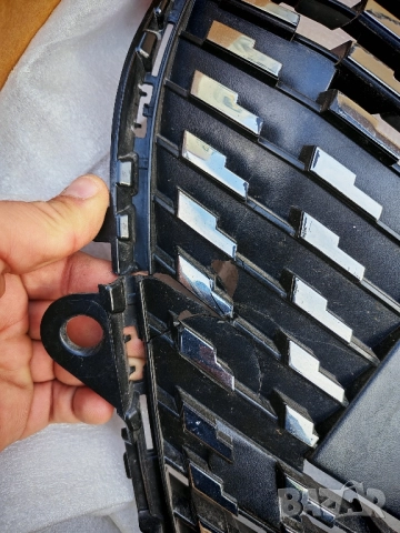 Предна решетка в броня Peugeot 208 2022, снимка 4 - Части - 52299798