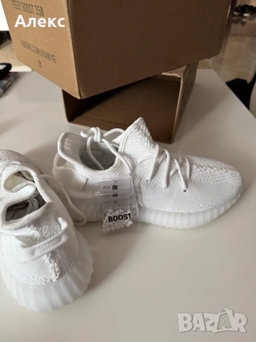 Adidas Yeezy Boost 350 white, снимка 3 - Ежедневни обувки - 51954783