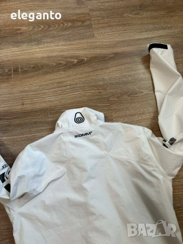 Висок клас дамско яке Sail Racing Spray Gore-Tex Hooded  Storm Jacket , M размер , снимка 7 - Якета - 53976457